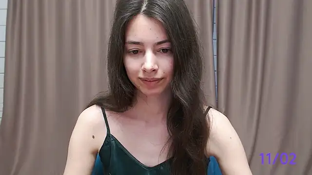 Snapshot of sweet_sweet_angel chatting on February 11, 2025, 8:48 am sweet sweet angel online show from February 11, 2025, 8:48 am