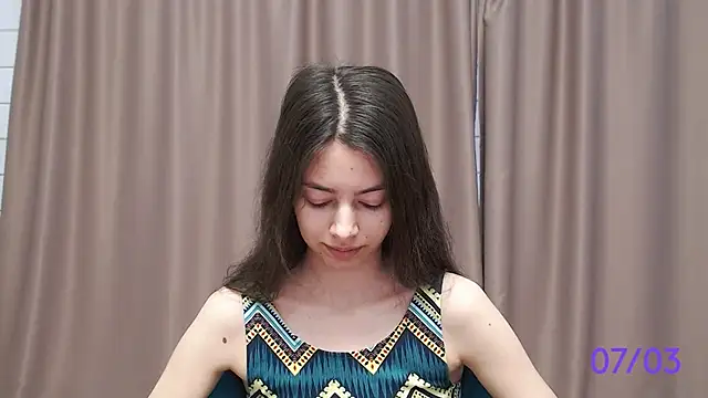 Snapshot of sweet_sweet_angel chatting on March 7, 2025, 9:51 am sweet sweet angel online show from March 7, 2025, 9:51 am