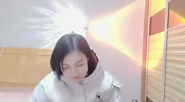 Linda-LL online show from December 15, 2024, 12:38 pm