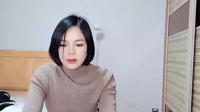 Linda-LL online show from January 12, 2025, 6:28 am