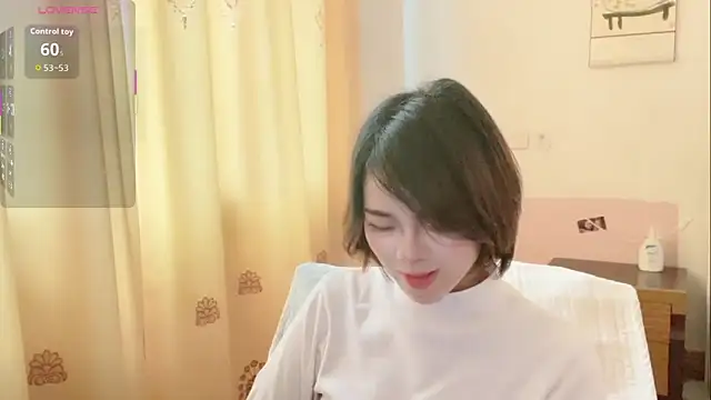 Linda-LL online show from March 19, 2026, 3:32 am