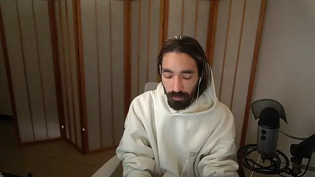 Snapshot of Your_Ice_cream chatting on October 12, 2025, 3:44 pm Your Ice cream online show from October 12, 2025, 3:44 pm