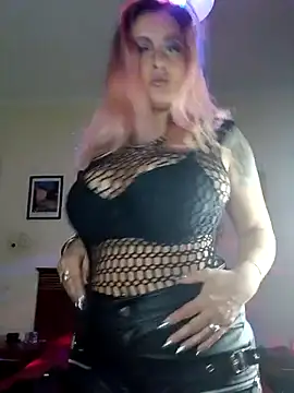 DesireSatler online show from May 29, 2026, 4:21 am