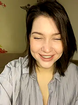 KikiWatson online show from December 5, 2024, 5:15 am