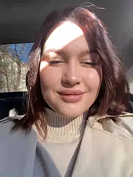 KikiWatson online show from December 7, 2024, 8:11 am