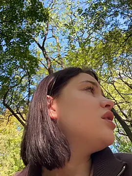 KikiWatson online show from October 5, 2025, 9:40 am