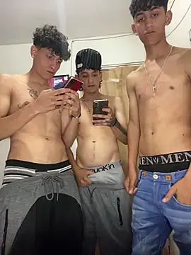 LatinBoysxxx online show from January 23, 2025, 12:25 am