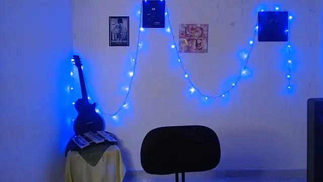 Snapshot of Nika_1_ chatting on September 14, 2025, 8:08 pm Nika 1  online show from September 14, 2025, 8:08 pm