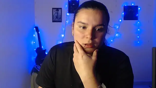 Snapshot of Nika_1_ chatting on September 16, 2025, 8:10 pm Nika 1  online show from September 16, 2025, 8:10 pm