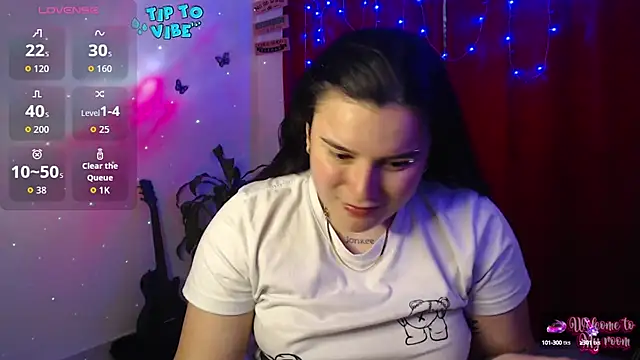 Snapshot of Nika_1_ chatting on September 25, 2025, 10:13 pm Nika 1  online show from September 25, 2025, 10:13 pm