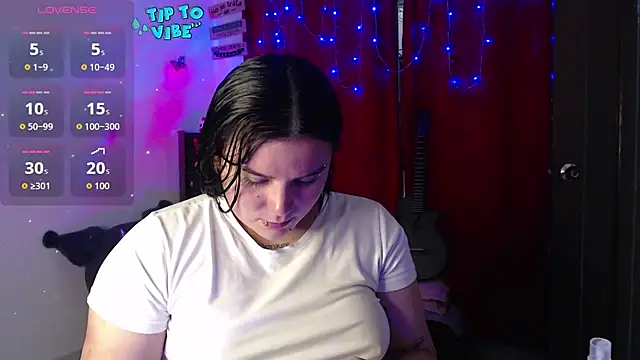 Snapshot of Nika_1_ chatting on October 15, 2025, 7:58 pm Nika 1  online show from October 15, 2025, 7:58 pm