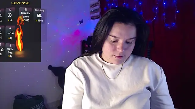 Nika 1  online show from November 28, 2025, 9:39 pm