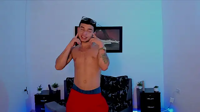 xXHot MalesXx online show from March 20, 2025, 8:40 pm