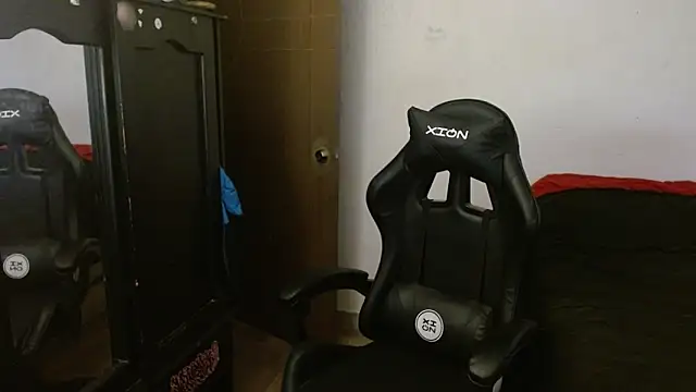 Snapshot of kv___xxx_ chatting on September 24, 2025, 10:35 pm kv   xxx  online show from September 24, 2025, 10:35 pm