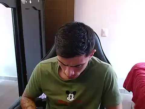 Snapshot of kv___xxx_ chatting on October 14, 2025, 6:20 pm kv   xxx  online show from October 14, 2025, 6:20 pm