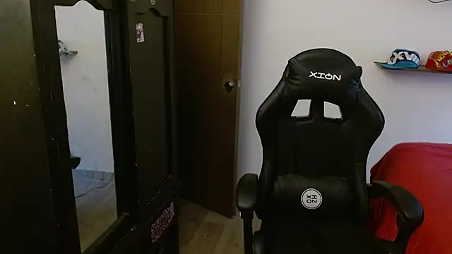 kv   xxx  online show from November 27, 2025, 8:11 pm