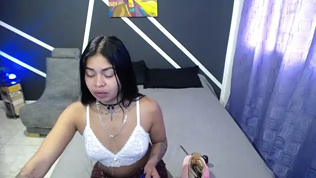squirtyn girl3 online show from February 11, 2025, 12:37 pm