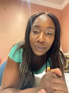 Blackcandie15 online show from September 19, 2025, 5:46 pm