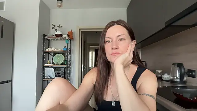 Snapshot of jainesummer chatting on September 12, 2025, 9:20 am jainesummer online show from September 12, 2025, 9:20 am