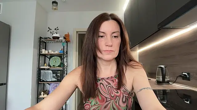 Snapshot of jainesummer chatting on September 19, 2025, 7:21 am jainesummer online show from September 19, 2025, 7:21 am