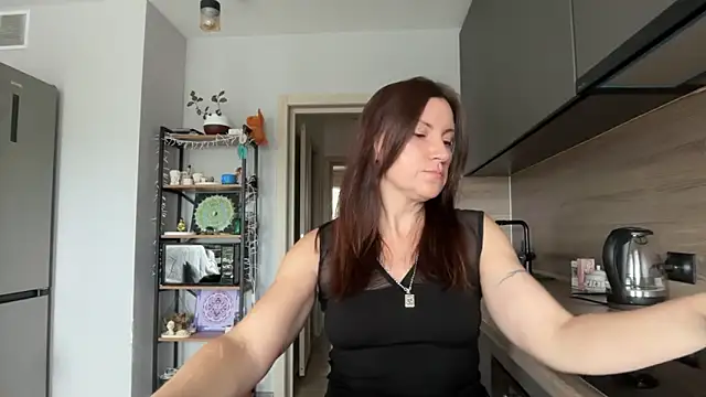 Snapshot of jainesummer chatting on September 23, 2025, 8:28 am jainesummer online show from September 23, 2025, 8:28 am