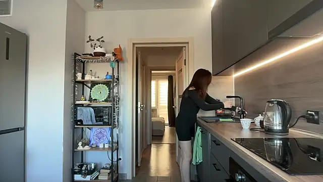 Snapshot of jainesummer chatting on October 17, 2025, 8:28 am jainesummer online show from October 17, 2025, 8:28 am