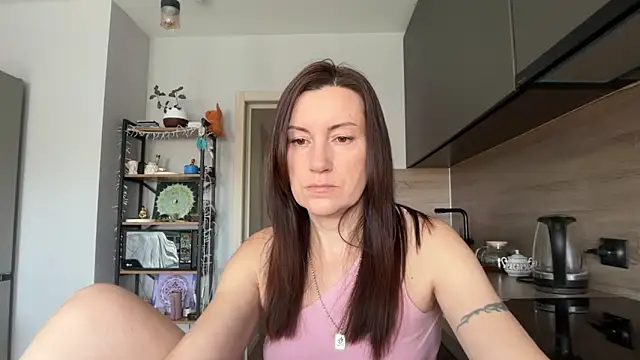 Snapshot of jainesummer chatting on October 21, 2025, 9:21 am jainesummer online show from October 21, 2025, 9:21 am