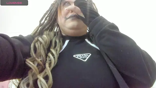 Snapshot of michell_taylor__ chatting on October 19, 2025, 3:40 am michell taylor online show from October 19, 2025, 3:40 am