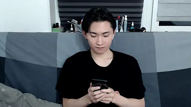 Snapshot of Miram_Yu chatting on January 26, 2025, 2:56 am Miram Yu online show from January 26, 2025, 2:56 am