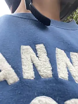 HannaRhodes online show from February 3, 2026, 1:16 pm