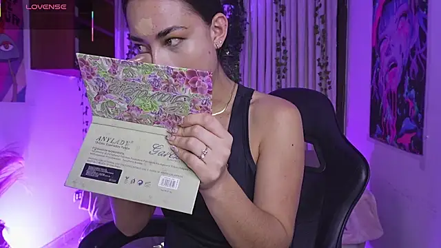 HannaRhodes online show from February 23, 2026, 2:14 pm