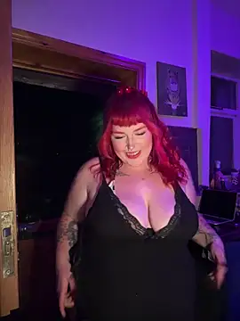 puffpixiee online show from October 12, 2025, 7:35 pm