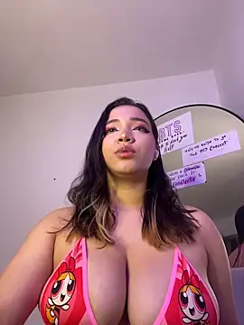 MadelineBenet online show from January 17, 2026, 1:10 am