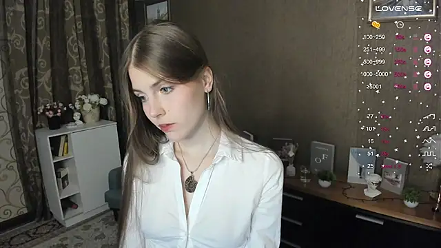 DarleneHatt online show from January 11, 2025, 3:55 am