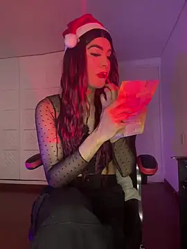 Mia Frank  online show from December 19, 2024, 8:55 pm