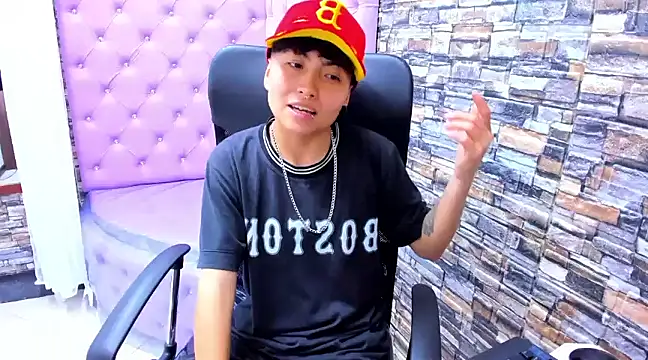 Im Mathias online show from December 5, 2024, 3:15 am