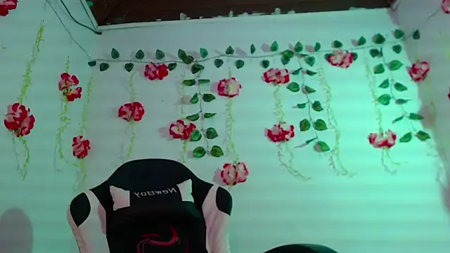 Isabelle sexy online show from March 8, 2025, 3:35 pm