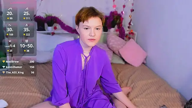 DreamyLuna online show from December 30, 2024, 2:20 am