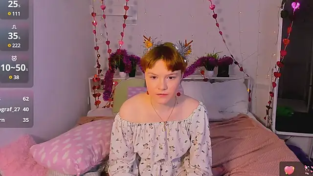DreamyLuna online show from December 31, 2024, 2:08 am