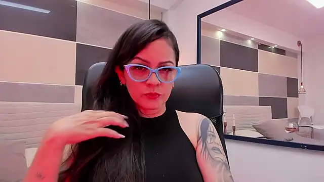 Zara Jackson online show from June 26, 2026, 1:37 pm