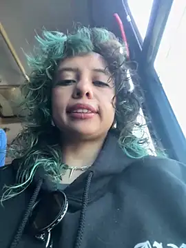 Sweet Chaos online show from December 17, 2025, 2:34 pm