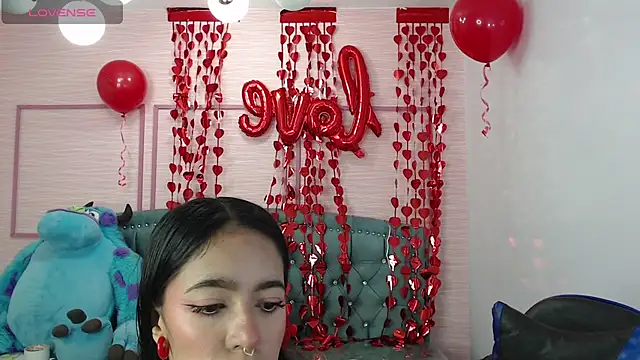 stephania t online show from February 14, 2025, 10:49 am