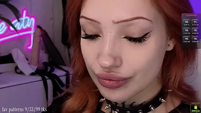 violetviolator online show from November 22, 2025, 4:11 am