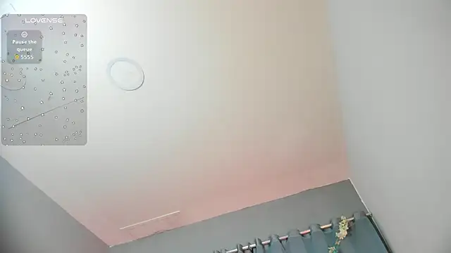  Sophie  miller online show from April 30, 2026, 7:53 pm
