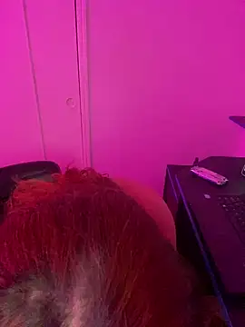 Elaa euphoria online show from December 10, 2024, 7:32 pm