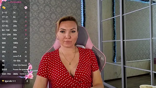 -DIVORA- online show from December 11, 2024, 9:19 am