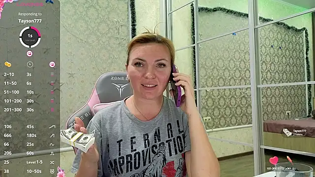 -DIVORA- online show from December 17, 2024, 7:15 pm