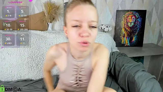 Michelle Blond online show from September 21, 2025, 7:10 am