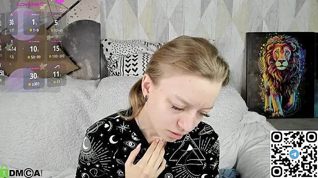 Michelle Blond online show from October 4, 2025, 8:12 am