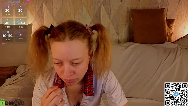 Michelle Blond online show from June 17, 2026, 1:08 am
